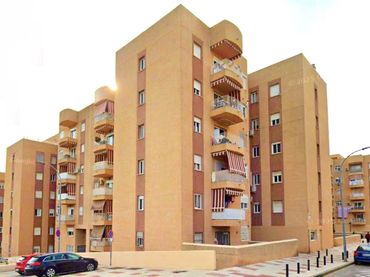 Àtic amb balcó en venda a Estepona Pueblo