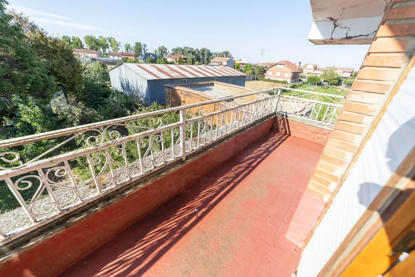 Terrassa de Casa o xalet en venda en Chozas de Abajo amb Calefacció i Piscina