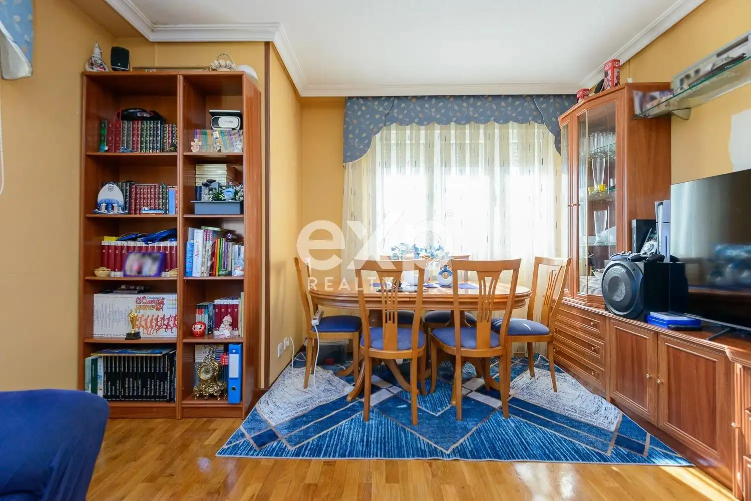 Dining room of Flat for sale in Oviedo   with Heating, Storage room and Furnished