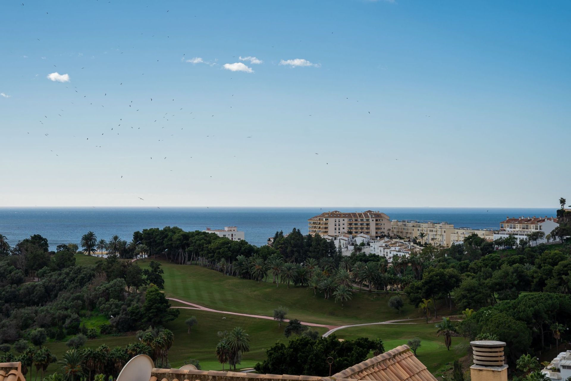 Flat to rent in Cortijo Torrequebrada