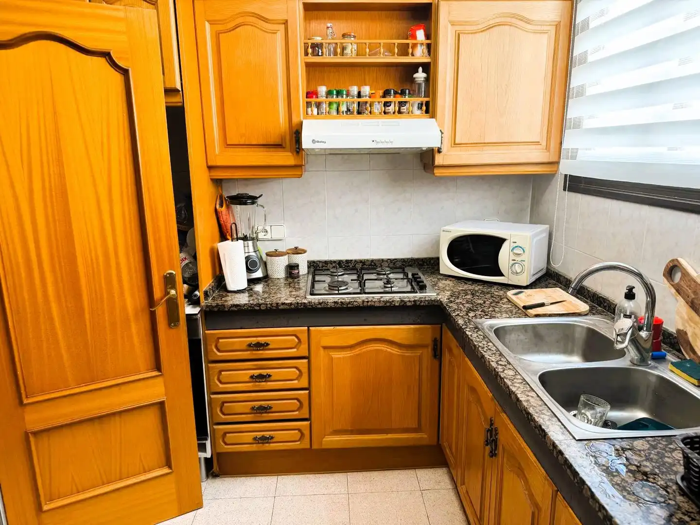 Cocina de Piso en venta en Vilanova i la Geltrú con Aire acondicionado, Calefacción y Balcón