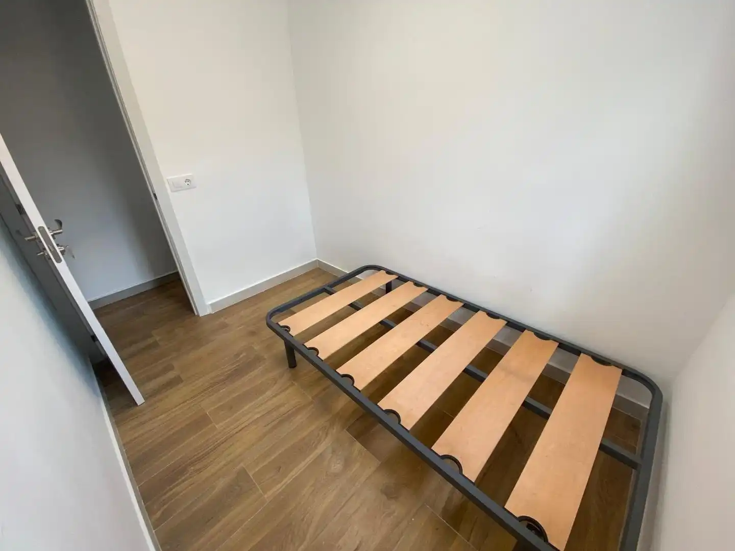 Habitación de Piso en venta en Sevilla con Balcón