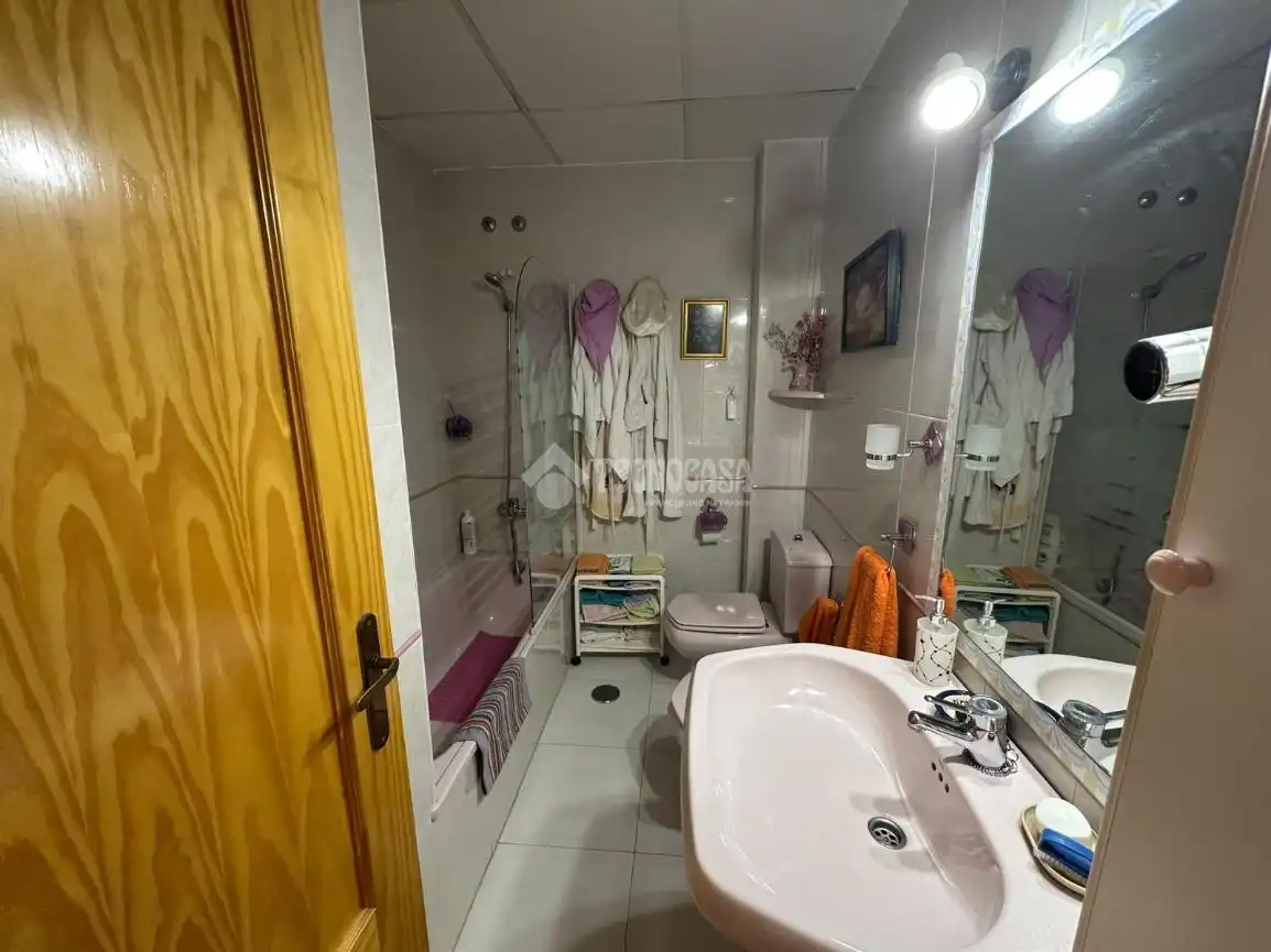 Bany de Pis en venda en Ciudad Jardín - Tagarete - El Zapillo