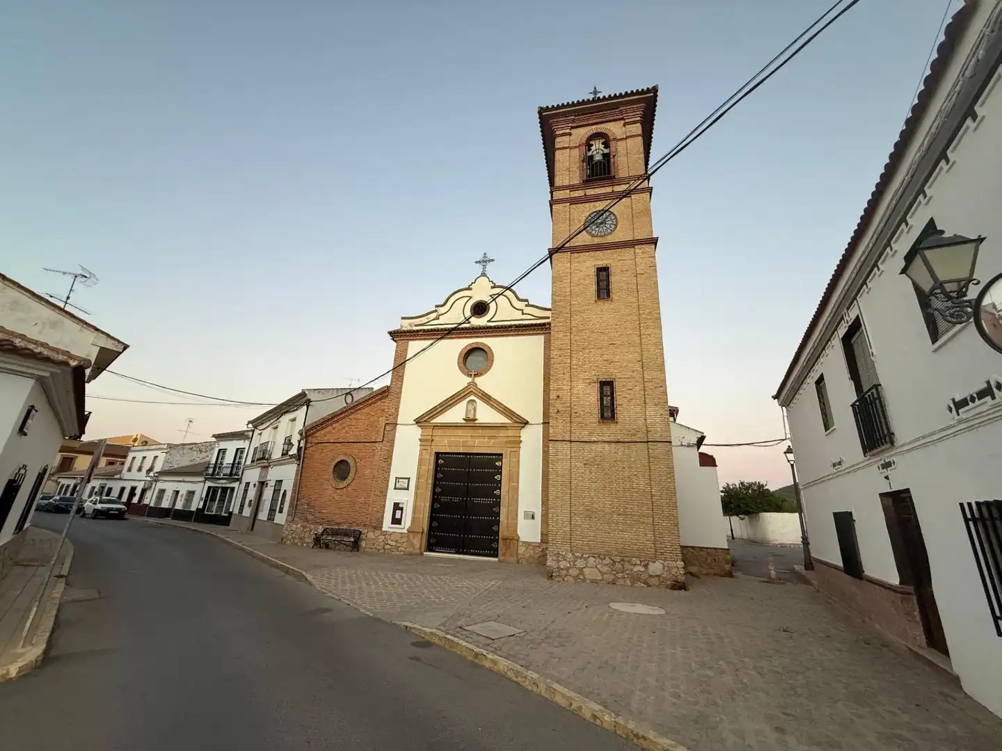 Vista exterior de Casa o xalet en venda en Humilladero amb Terrassa, Traster i Moblat