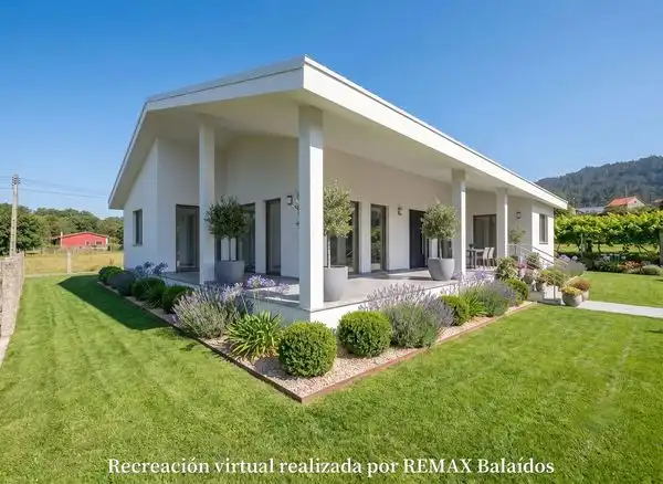 Casa amb jardí en venda a Travesia de Novas