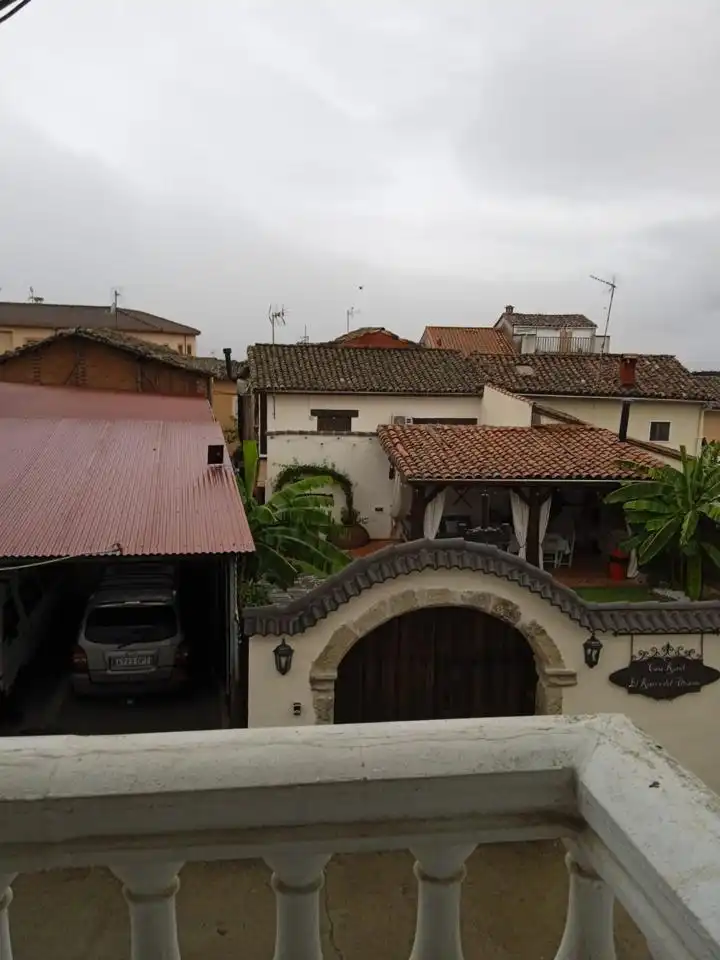 Exterior view of Commercial properties for sale in Jarandilla de la Vera