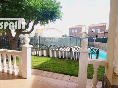 Garden of House or chalet for sale in El Casar de Escalona  with Air Conditioner, Terrace and Swimming Pool