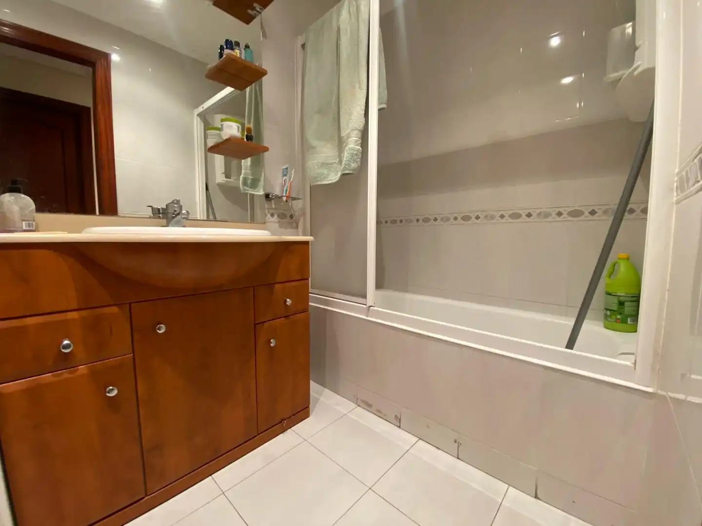 Baño de Casa adosada en venta en Durango con Calefacción, Jardín privado y Parquet