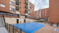 Exterior view of Flat for sale in  Granada Capital  with Balcony