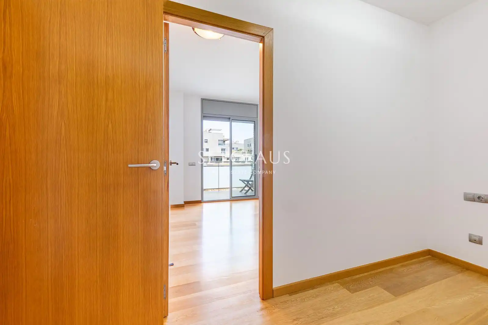 Schlafzimmer von Wohnung zum Verkauf in Badalona mit Klimaanlage, Heizung und Terrasse