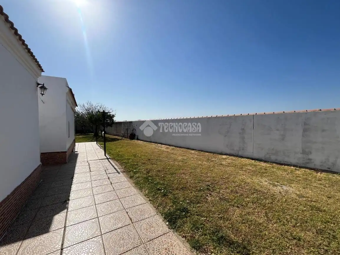 Finca rústica en venda en Chiclana de la Frontera amb Terrassa i Moblat