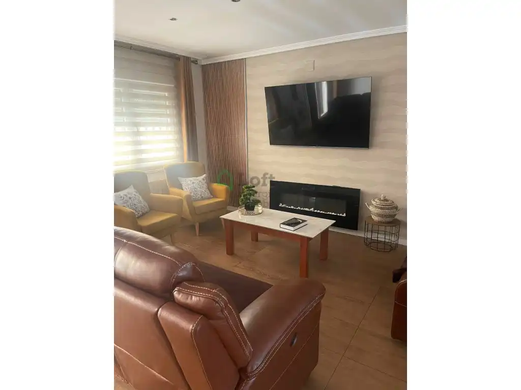 Terraced house with pool for sale in Avenida Elvas, imagen 9