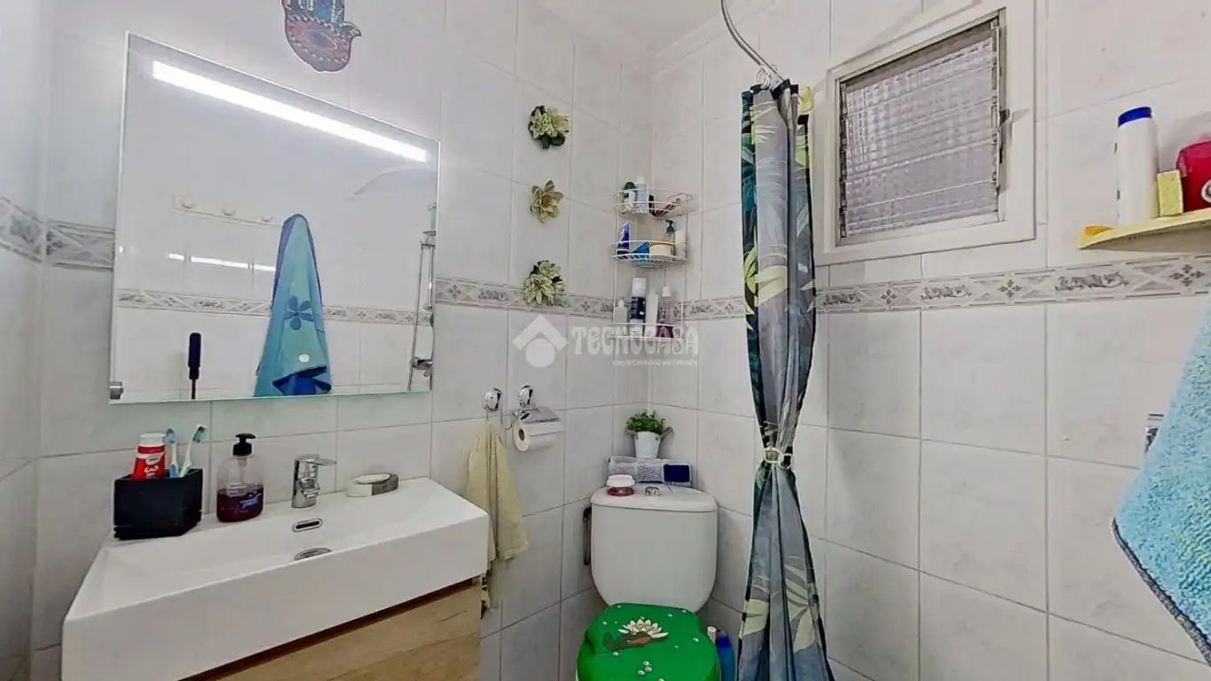 Baño de Piso en venta en Ripollet