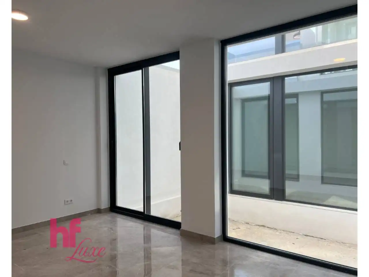 Detached house with pool for sale in Calle Londres, imagen 30