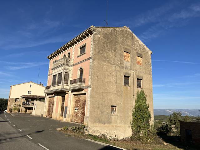 Casa-chalet en Venta en Plaça del Castell en Pinell de Solsonès