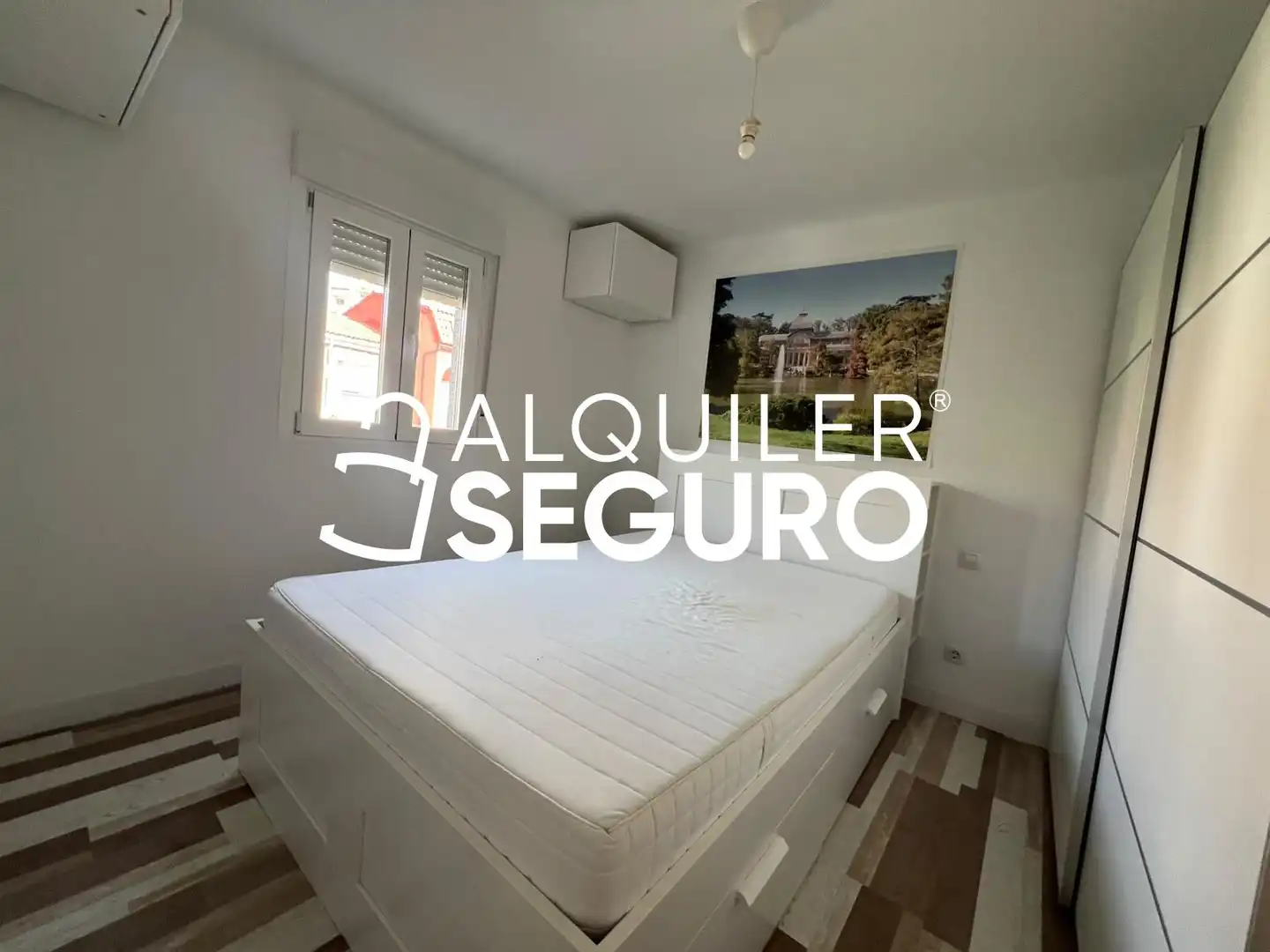 Habitación de Piso de alquiler en Madrid con Aire acondicionado, Calefacción y Amueblado