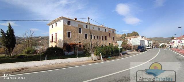 Casa-chalet en Venta en Albánchez