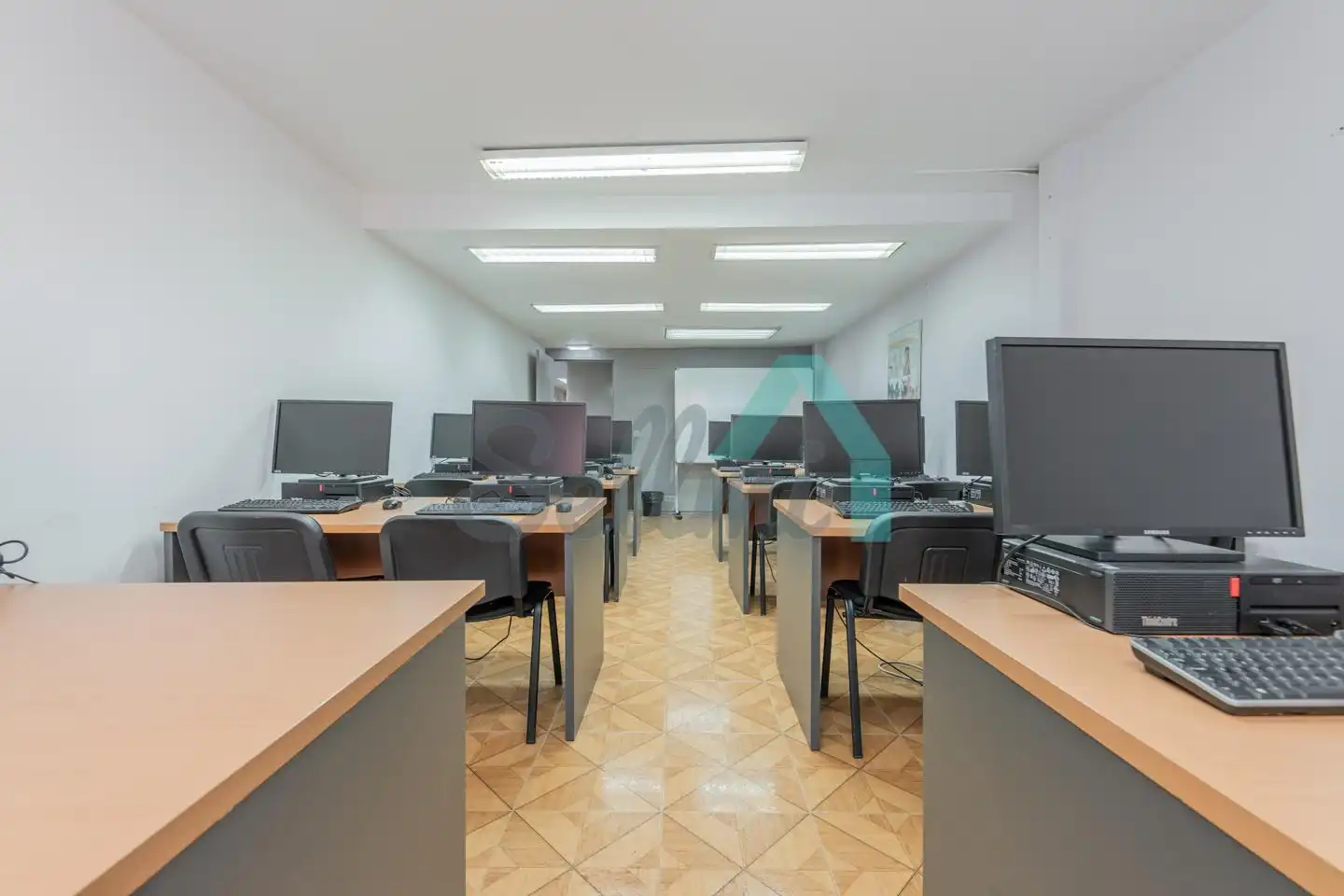 Büro mit Aufzug zur Miete in Uría, imagen 35