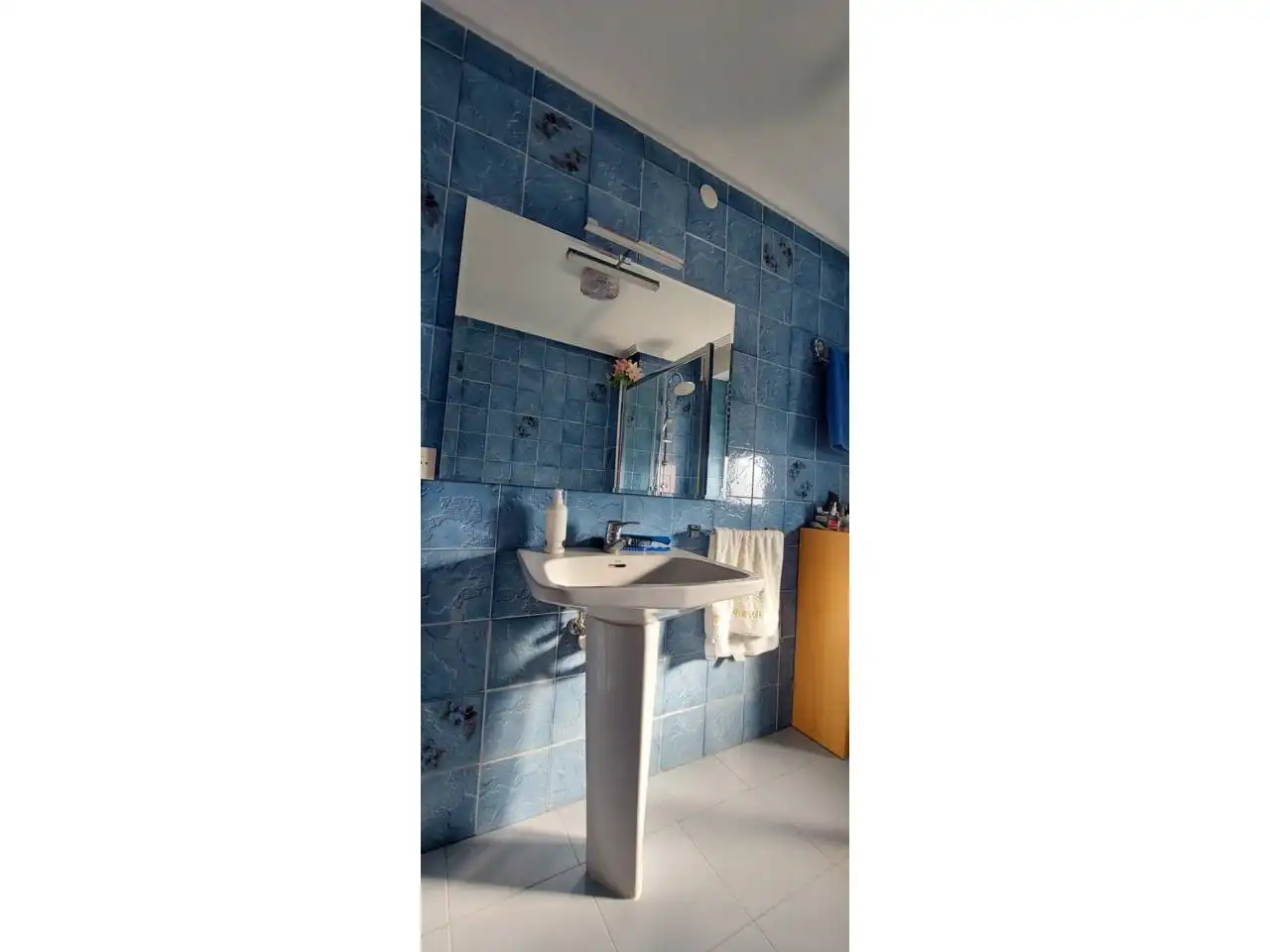 Baño de Casa o chalet en venta en Almanza con Jardín privado, Terraza y Amueblado