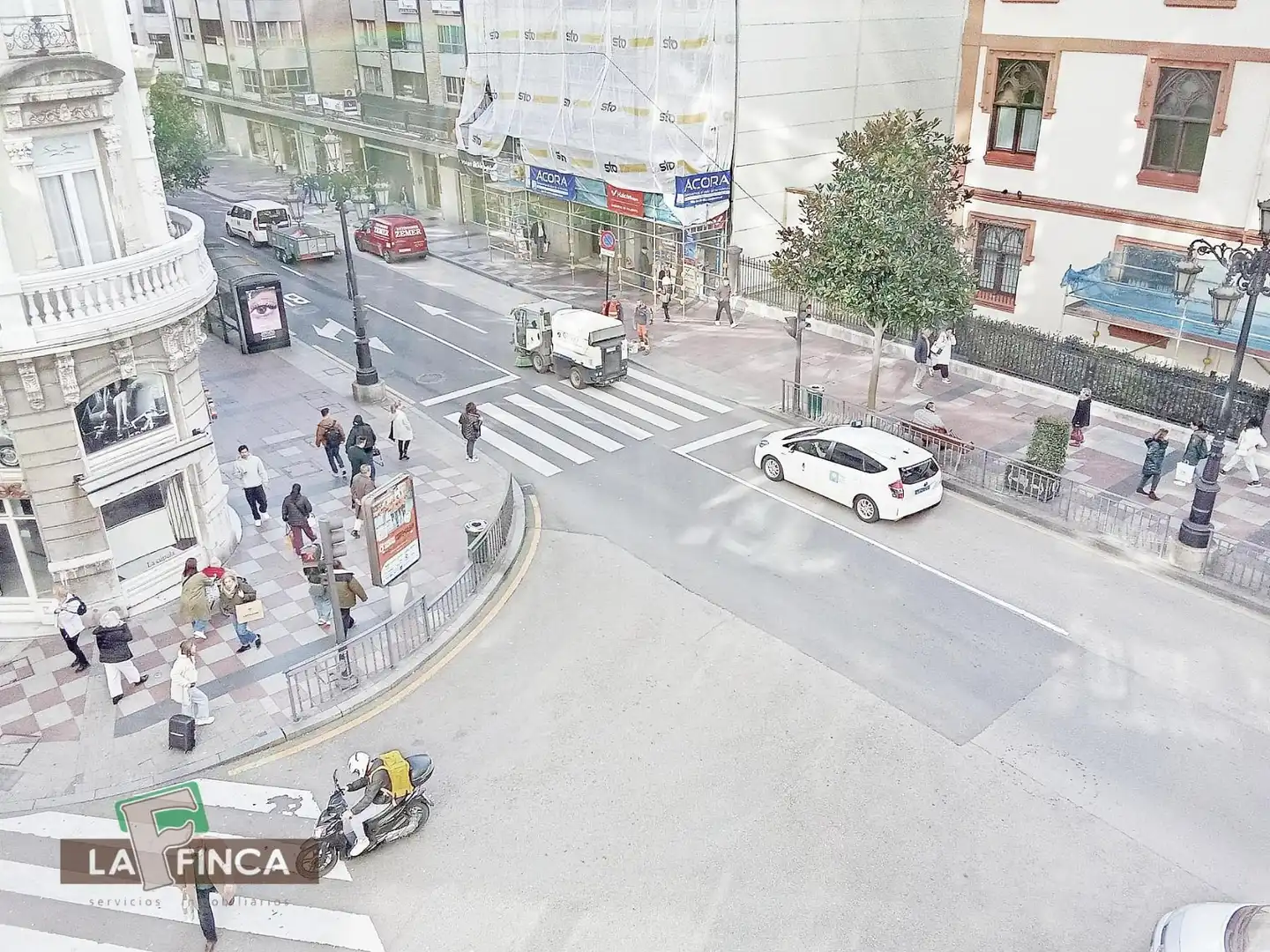 Vista exterior de Apartamento de alquiler en Oviedo  con Calefacción, Parquet y Terraza