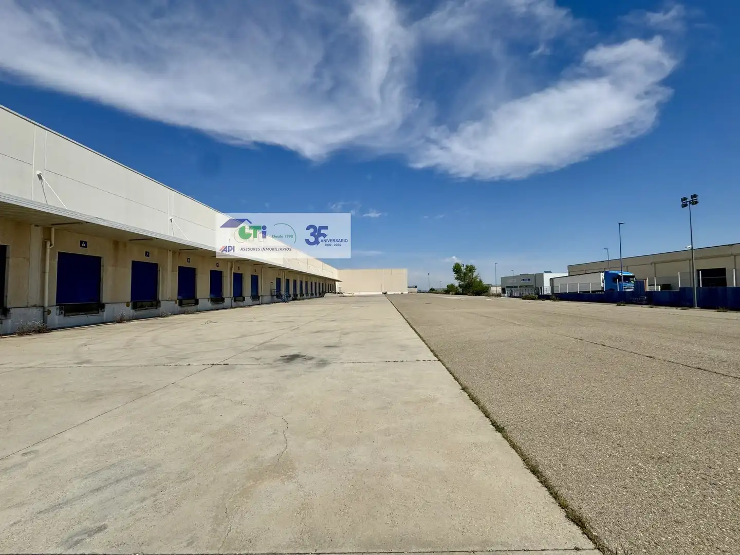 Industrial building to rent in C/ RÍO DE JANEIRO, imagen 39