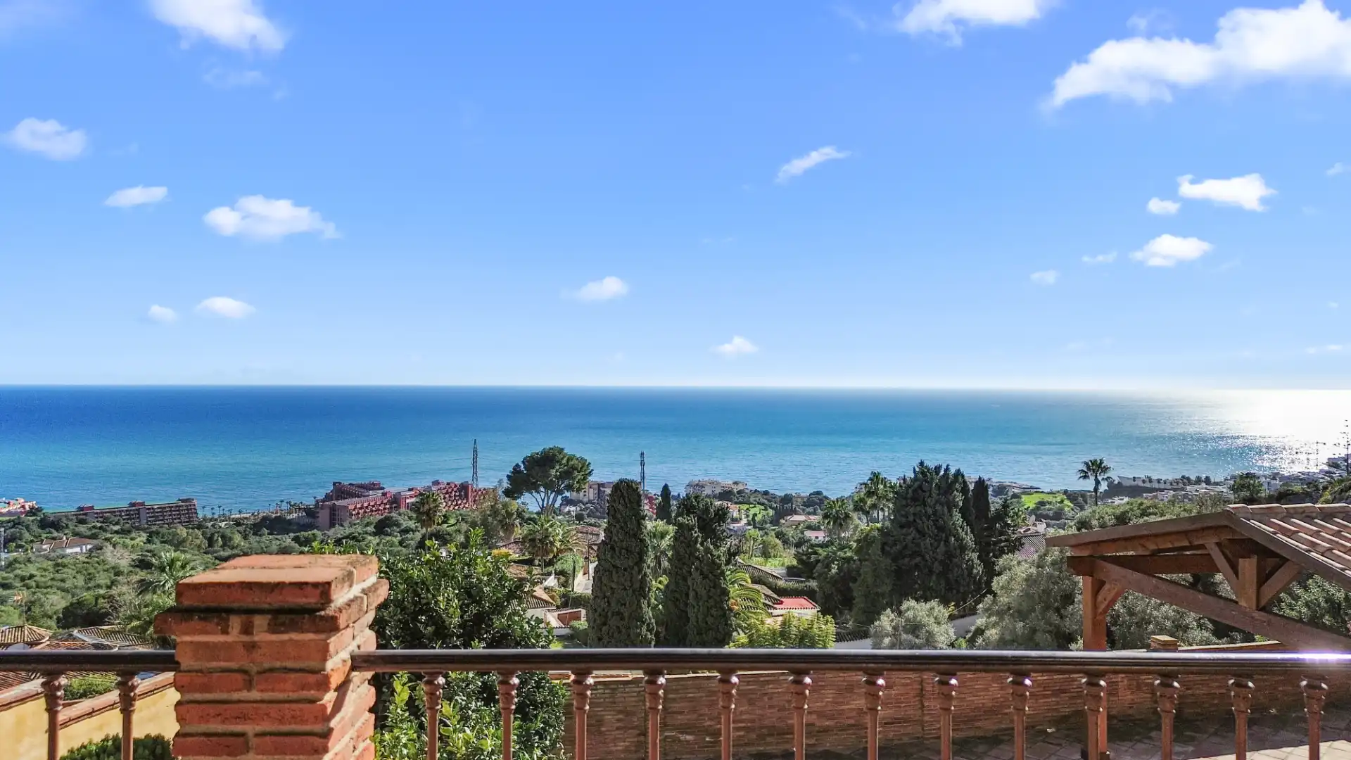 Garden of Houses for sale in Benalmádena  with Air Conditioner, Heating and Private garden
