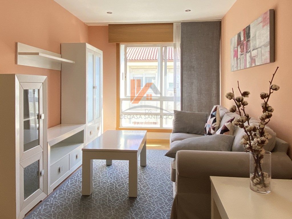 Living room of Flat for rent in Santiago de Compostela   with Furnished