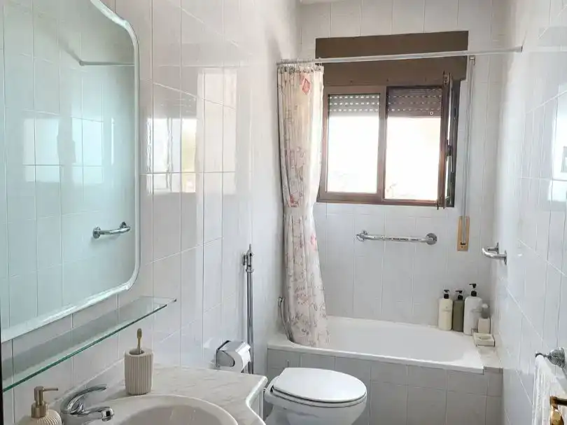 Bany de Casa o xalet en venda en Bellpuig amb Aire condicionat i Balcó