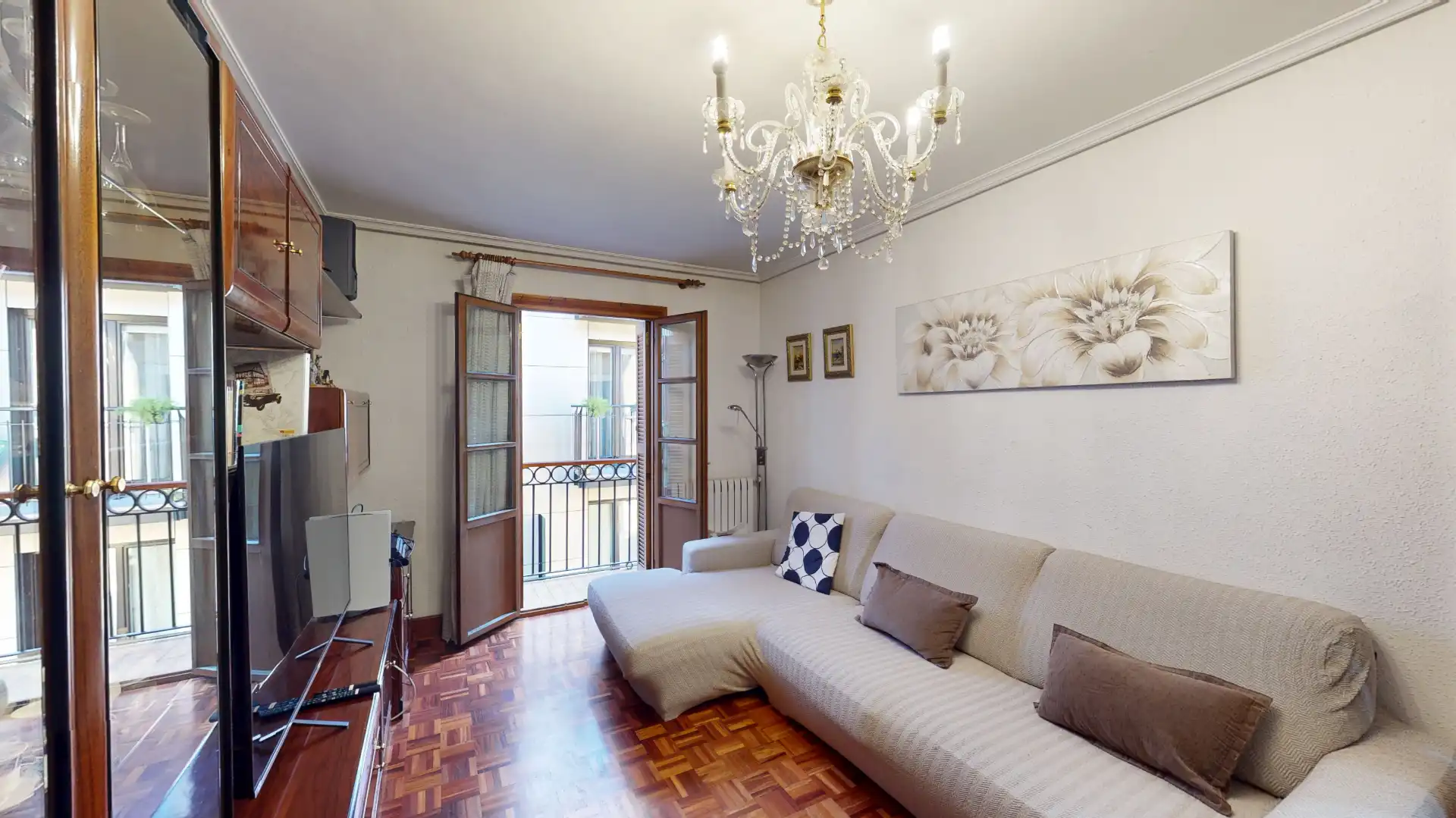 Sala d'estar de Pis en venda en Villabona amb Calefacció, Parquet i Moblat