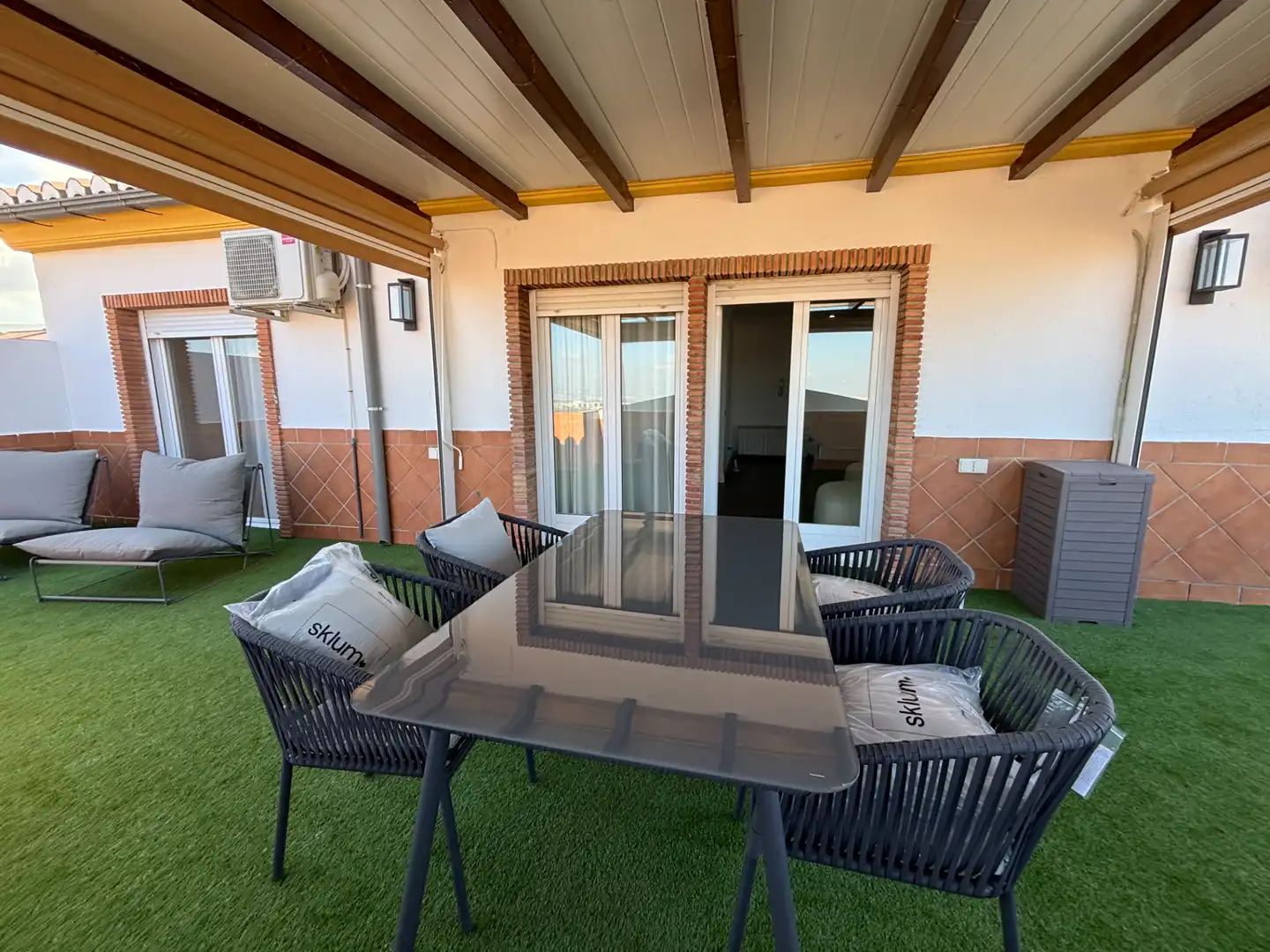 Terraza de Ático de alquiler en La Zubia con Aire acondicionado, Calefacción y Jardín privado
