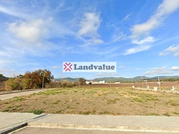 Lands and plots for sale in Ud-1