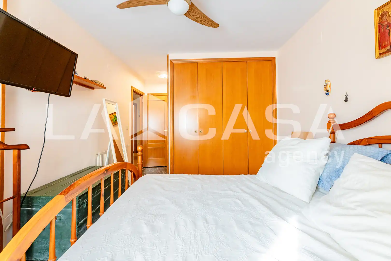 Flat with terrace for sale in Algirós