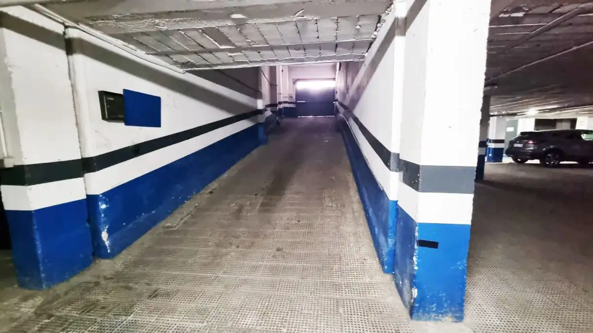 Garage for rent in Sevilla