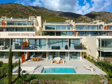 Ground floor with pool for sale in La Capellanía - El Higuerón