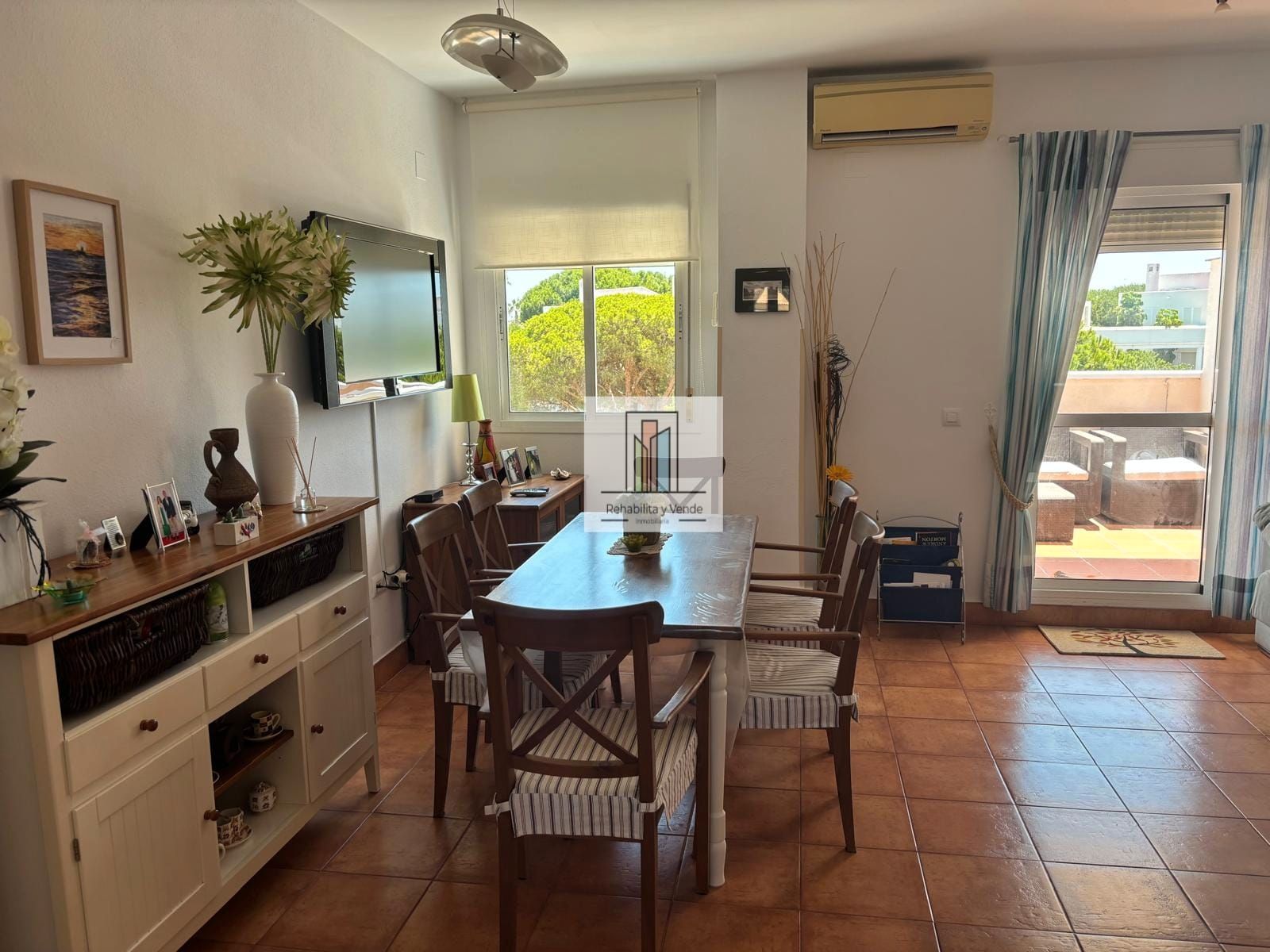 Dining room of Apartment for sale in Chiclana de la Frontera  with Terrace, Furnished and Community pool