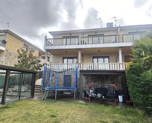 Exterior view of Single-family semi-detached for sale in Villamayor  with Air Conditioner, Heating and Private garden