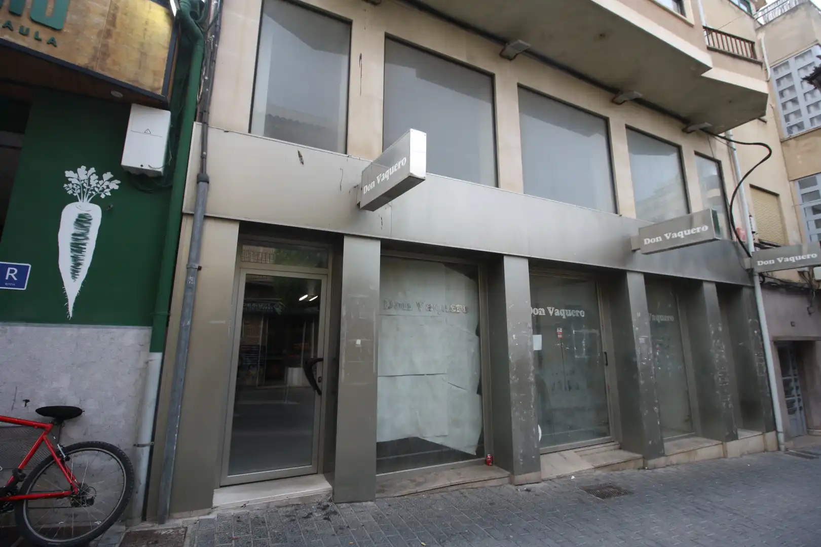 Local comercial en venda a Gran Via de Colom, imagen 5