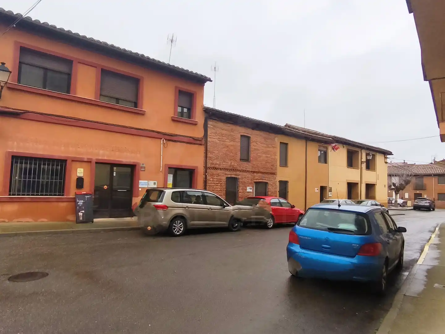 Exterior view of Buildings for sale in Mansilla de las Mulas