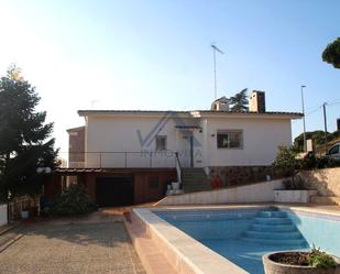 Exterior view of House or chalet for sale in Mataró  with Air Conditioner, Private garden and Terrace