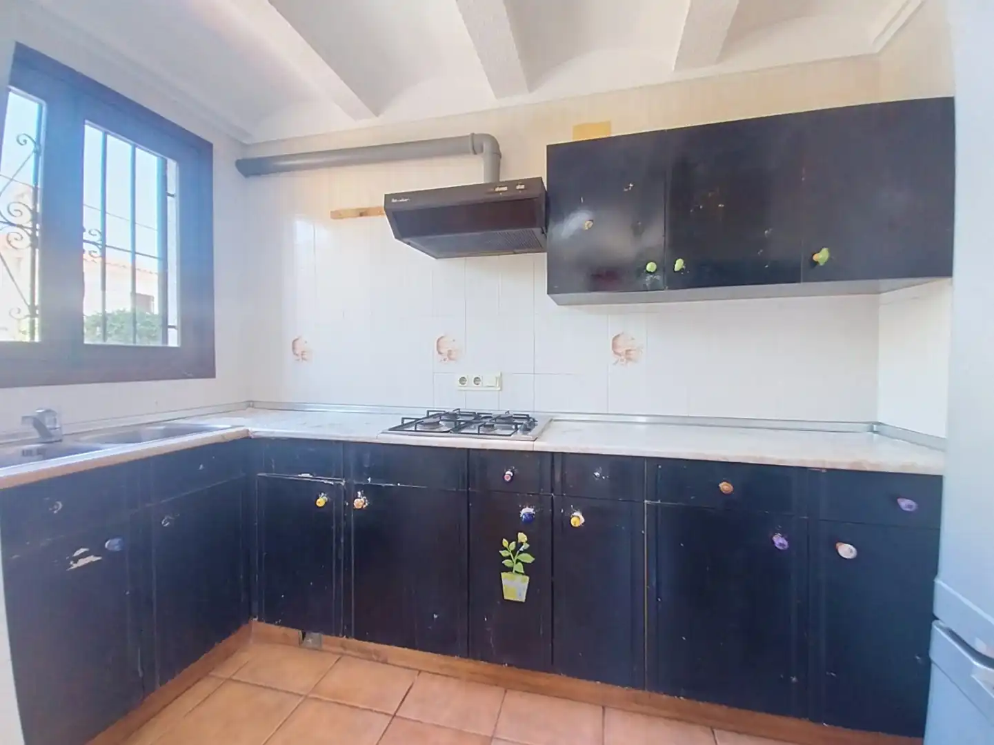 Cuina de Casa o xalet en venda en L'Alfàs del Pi amb Aire condicionat, Jardí privat i Terrassa
