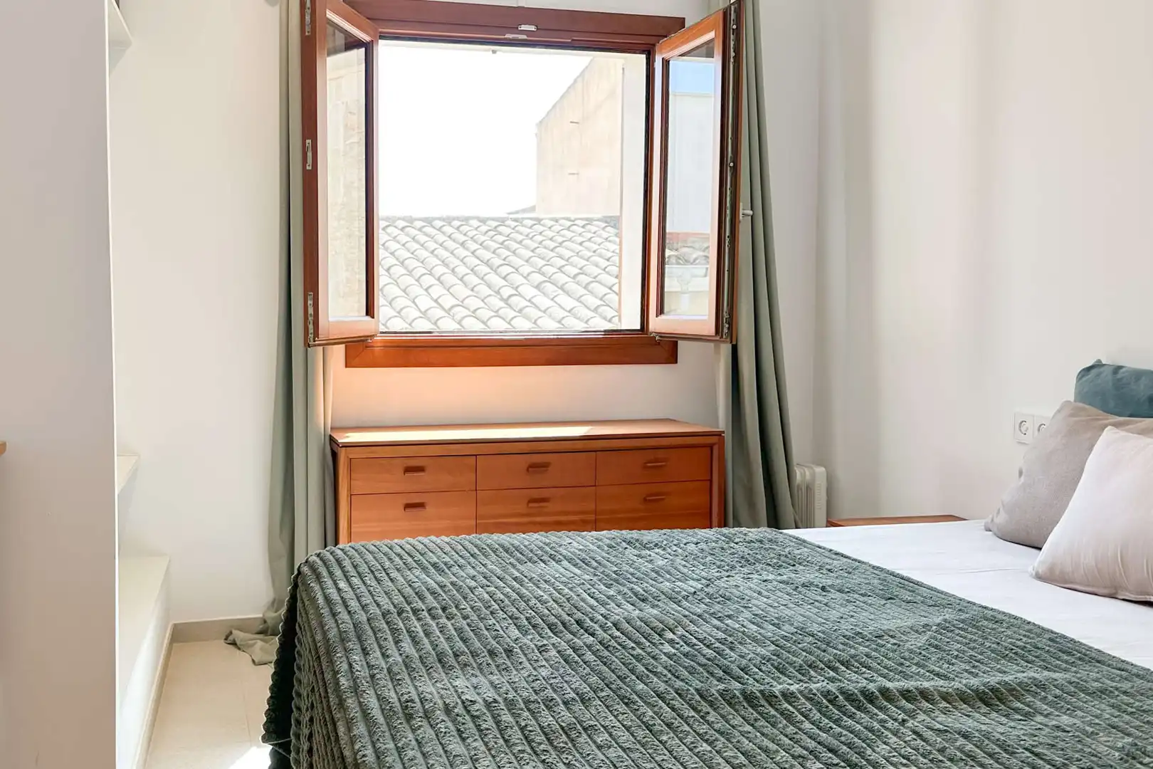 Bedroom of Houses for rent in Capdepera  with Air Conditioner, Terrace and Furnished
