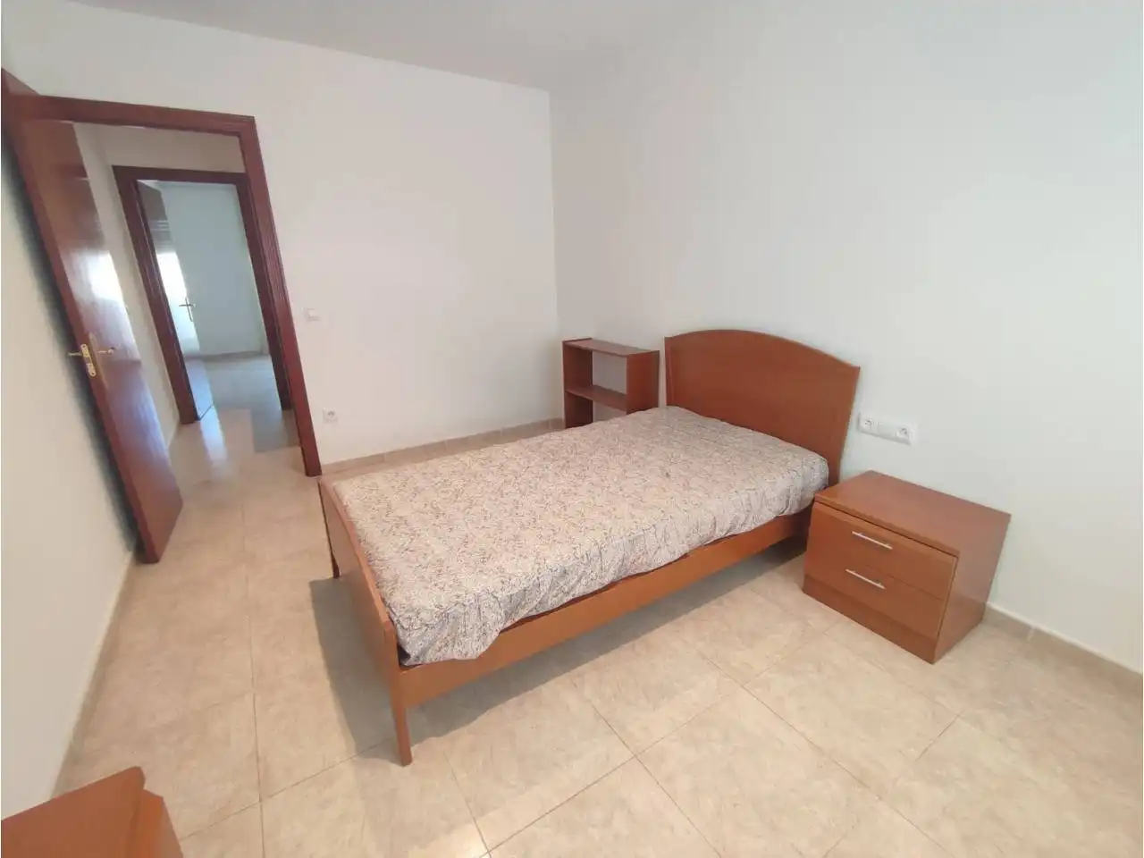 Dormitori de Casa o xalet en venda en La Granada amb Aire condicionat, Calefacció i Jardí privat
