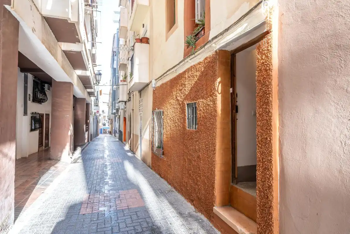 Vista exterior de Planta baja en venta en Benidorm con Aire acondicionado, Calefacción y Terraza