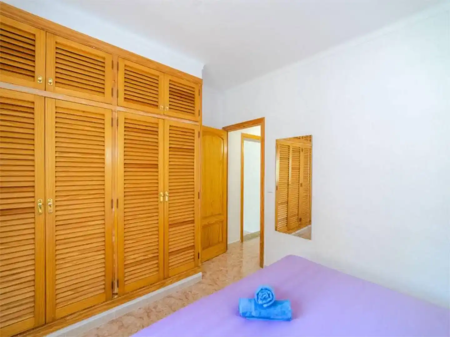 Dormitori de Casa adosada de lloguer en Santanyí amb Aire condicionat, Jardí privat i Moblat