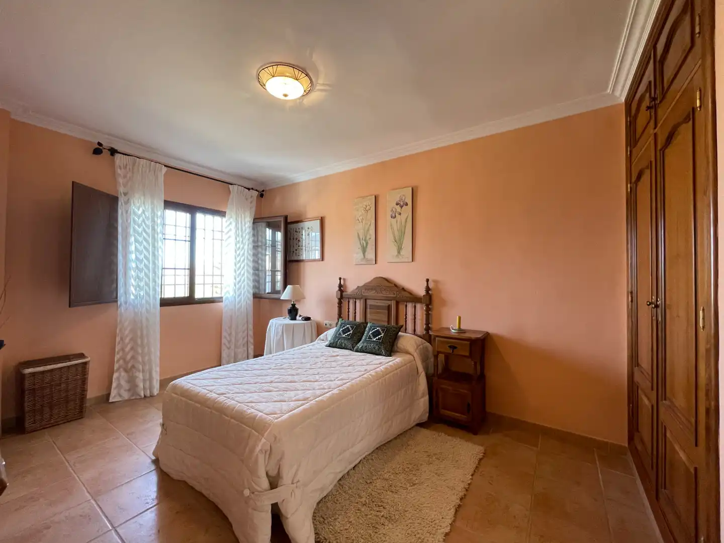 Dormitori de Casa o xalet en venda en Alhaurín de la Torre amb Aire condicionat, Calefacció i Jardí privat