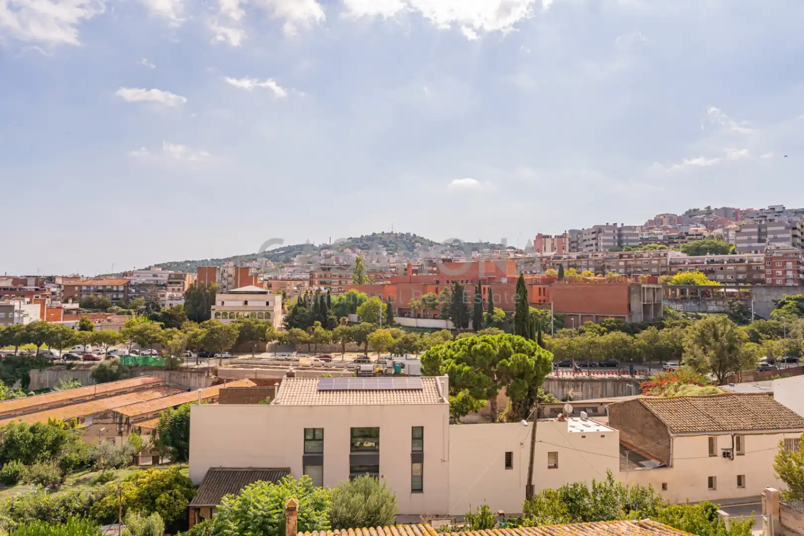 Exterior view of Houses for rent to own in Barcelona  with Air Conditioner, Heating and Private garden