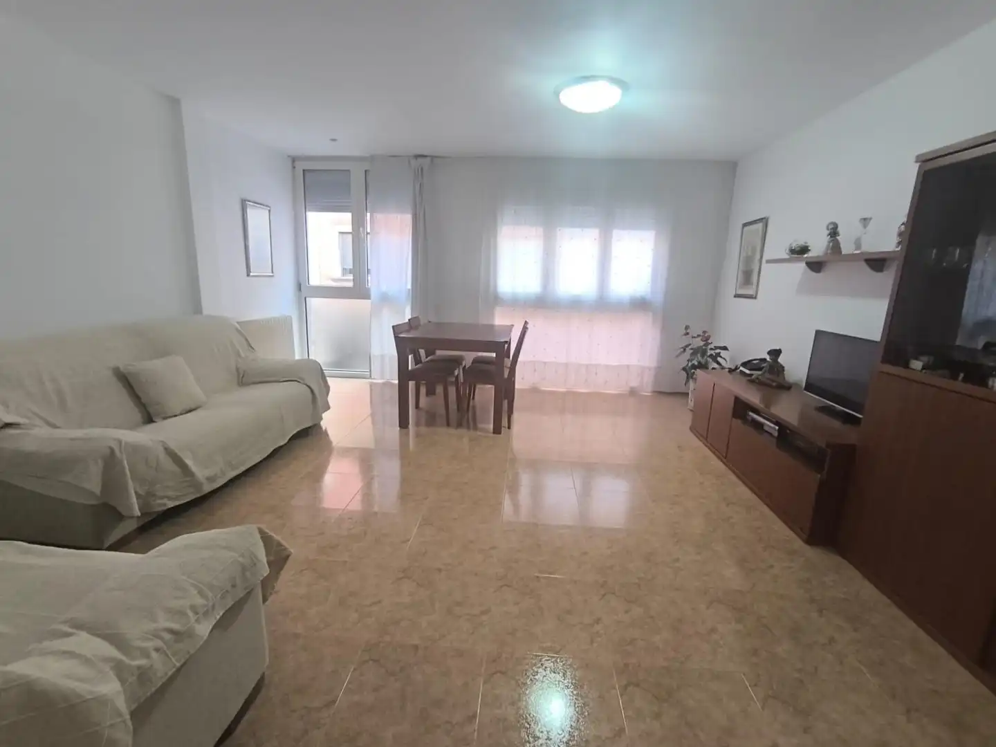Sala d'estar de Casa adosada en venda en Manresa amb Aire condicionat, Calefacció i Terrassa