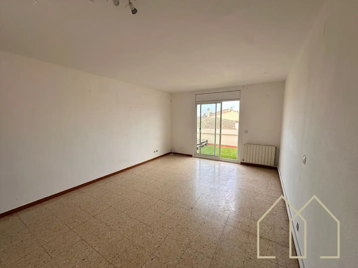 Sala de estar de Dúplex en venta en L'Escala con Aire acondicionado, Calefacción y Terraza