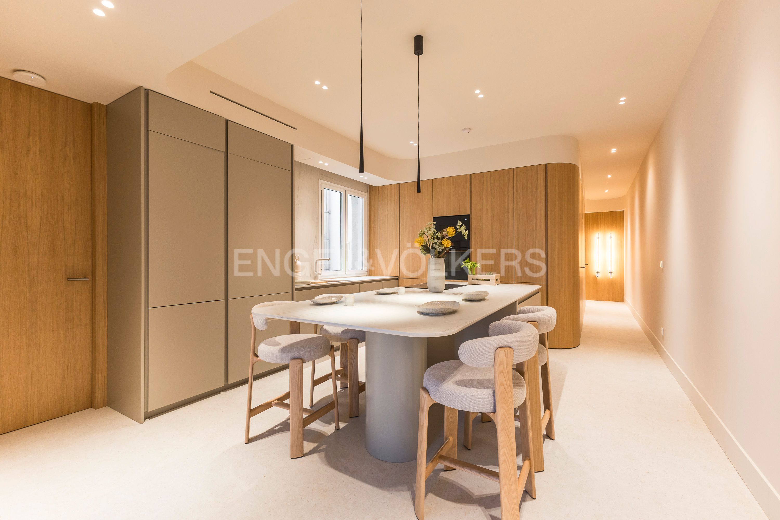 Dining room of Flat for sale in  Madrid Capital  with Air Conditioner, Heating and Storage room