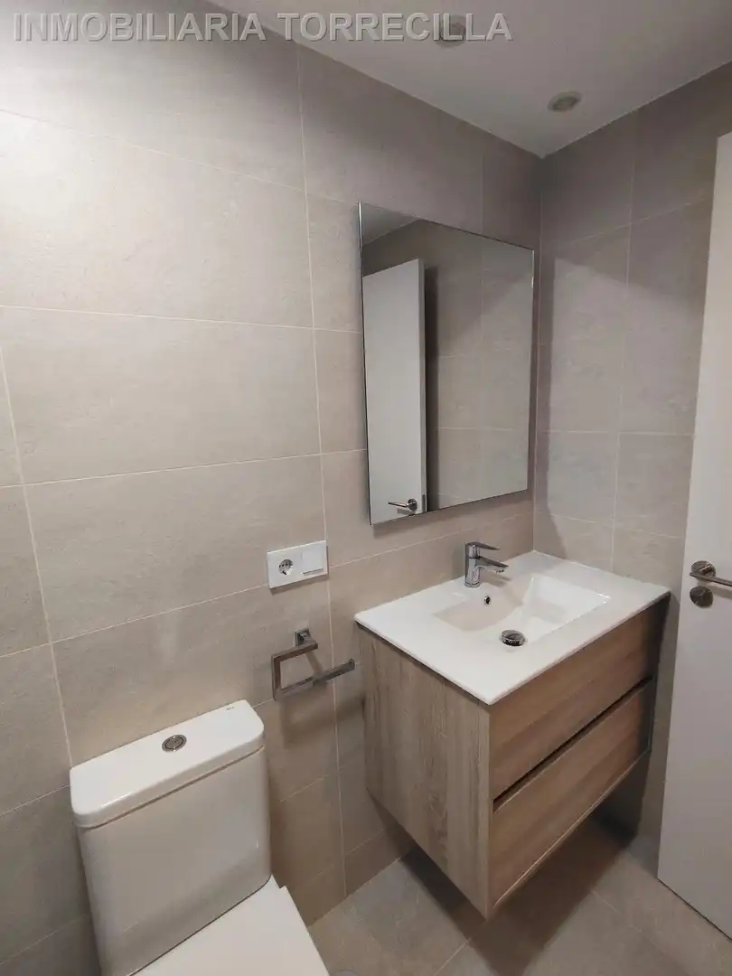 Baño de Piso de alquiler en Valladolid con Parquet, Terraza y Trastero